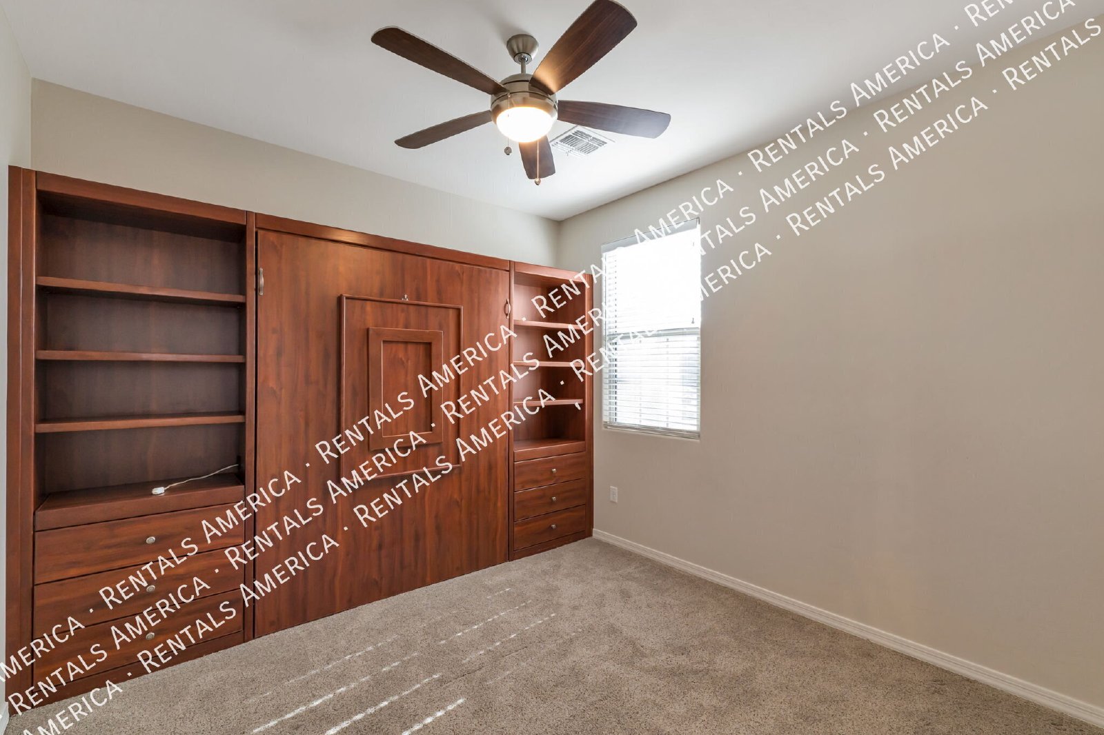 Beautiful, clean home in gated community, great NW location! property image