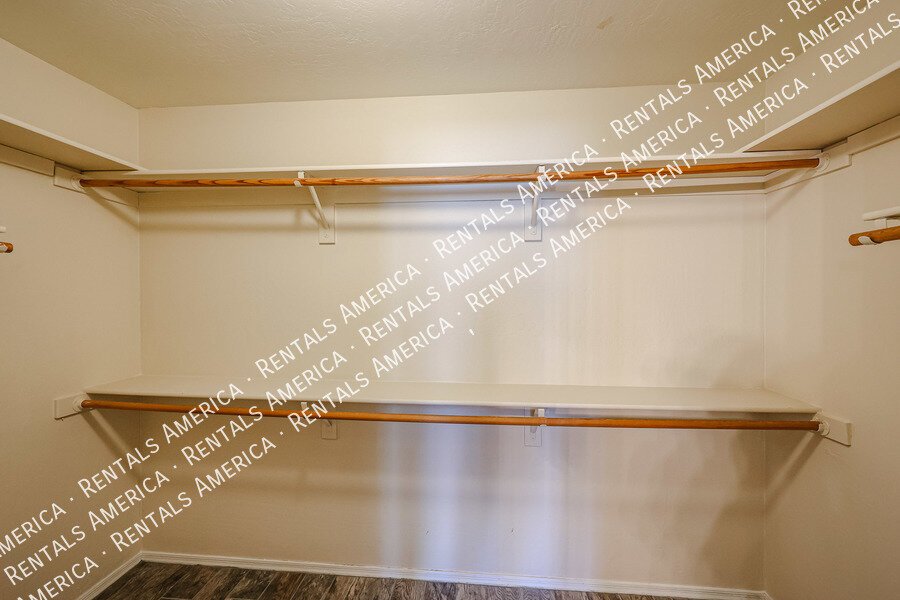 Beautiful 2 bedroom, 2 bath home w/Den No HOA!  in Peoria! property image