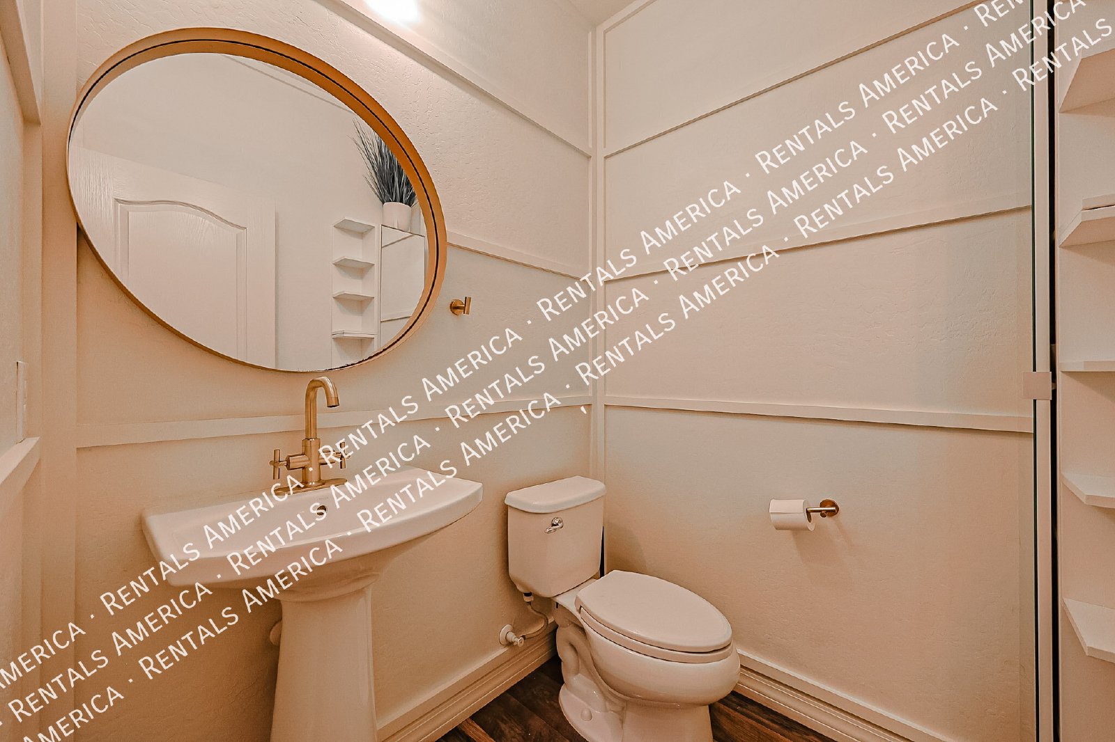 Beautiful 3bdrm home in Gated Community! property image