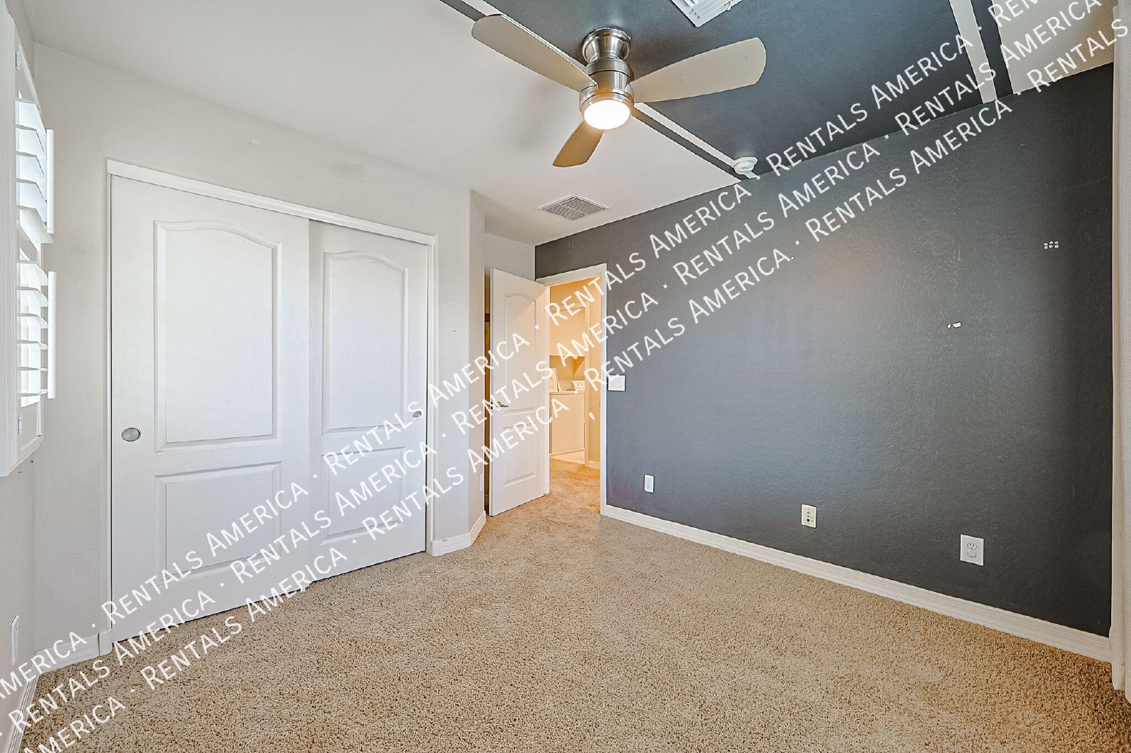 Beautiful 3bdrm home in Gated Community! property image