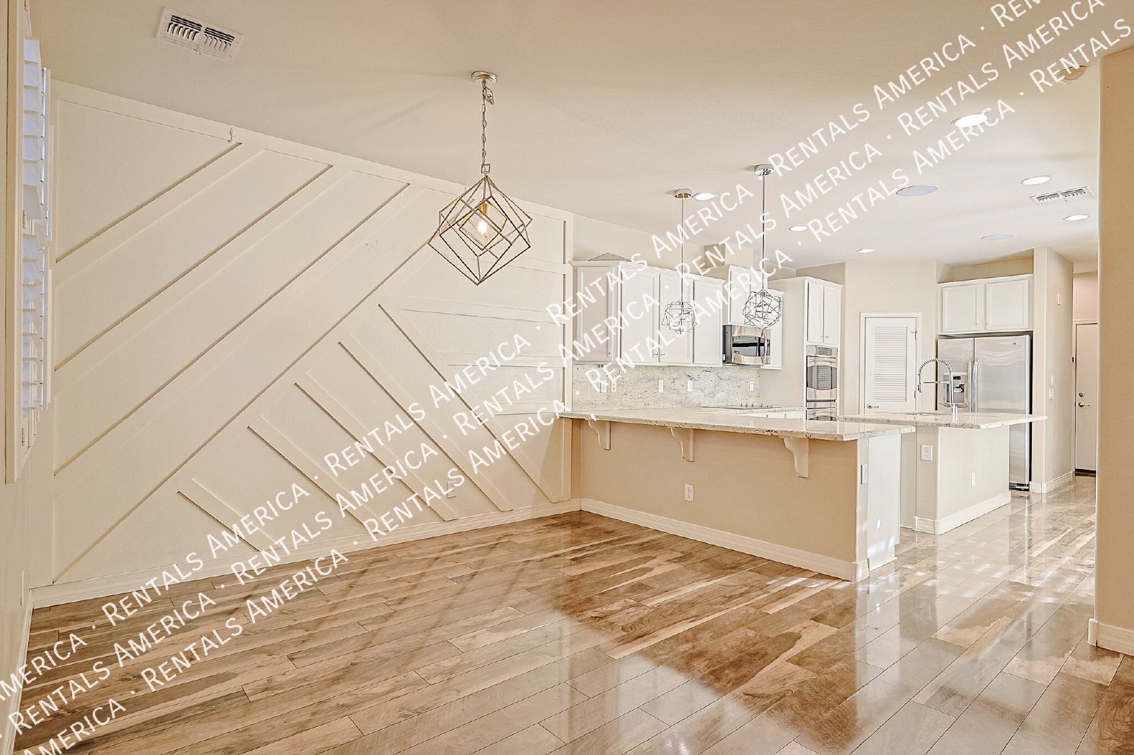 Beautiful 3bdrm home in Gated Community! property image
