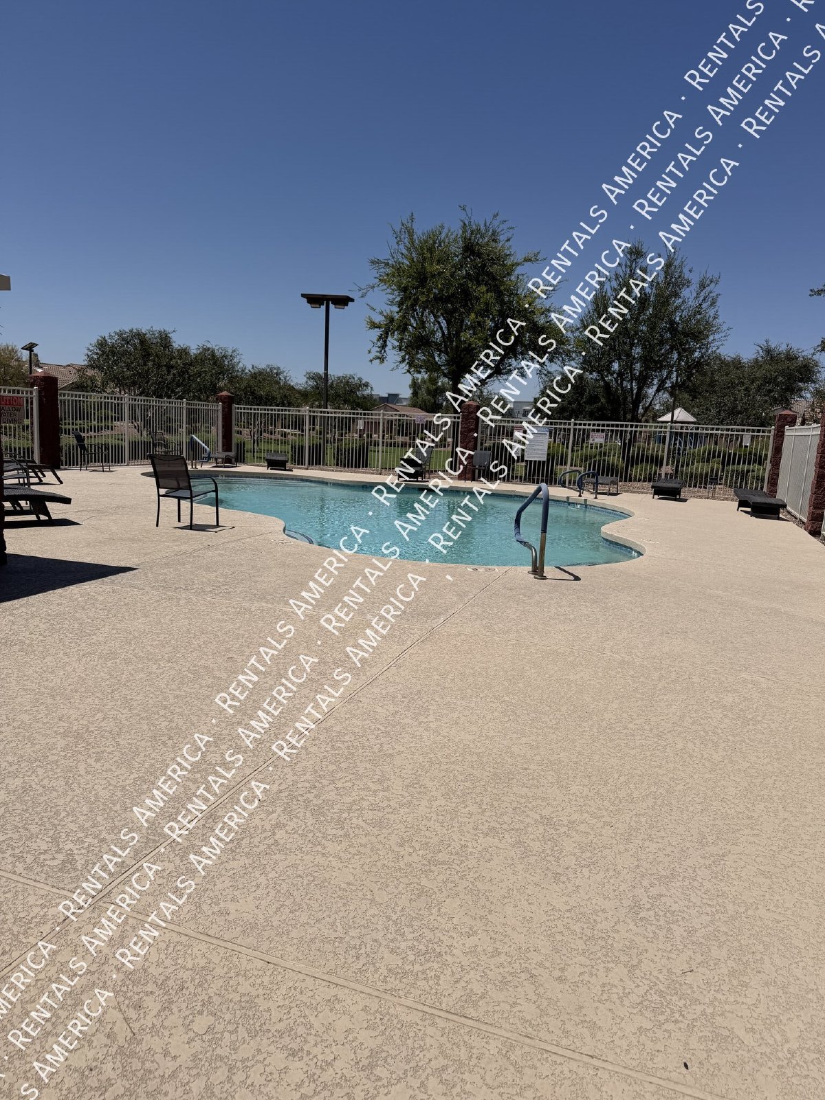 Beautiful 3bdrm home in Gated Community! property image