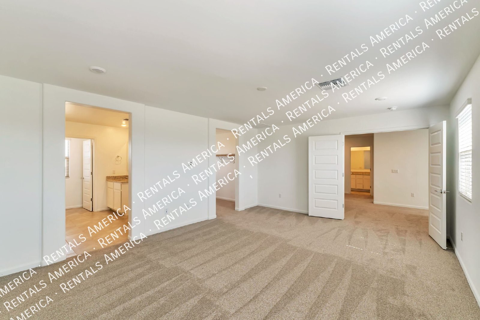 4-BEDROOM HOME WITH LOFT IN VAIL property image