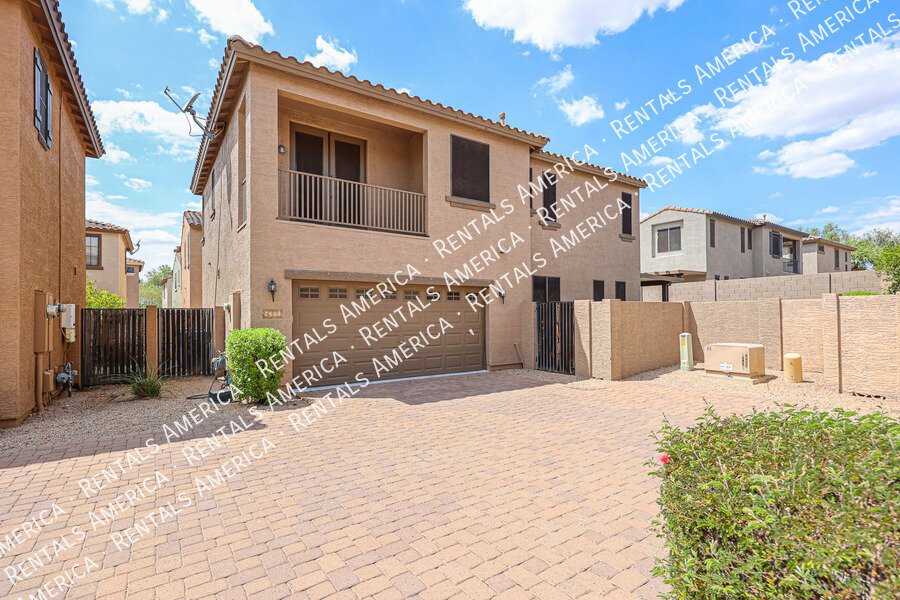 Make this beautiful North Phoenix home yours today! property image