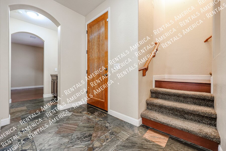 Make this beautiful North Phoenix home yours today! property image