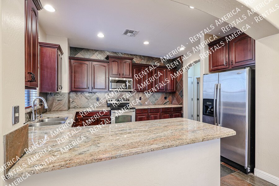 Make this beautiful North Phoenix home yours today! property image