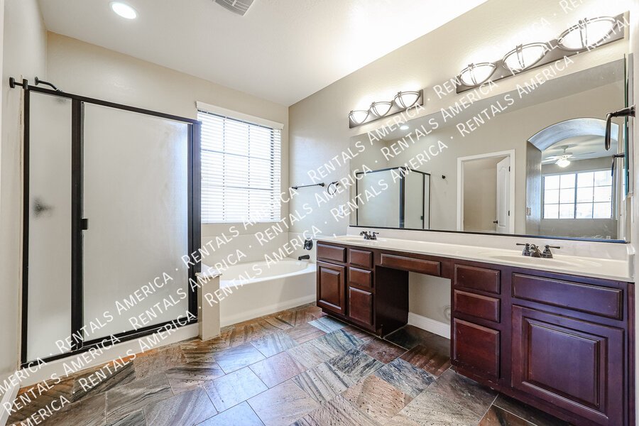 Make this beautiful North Phoenix home yours today! property image