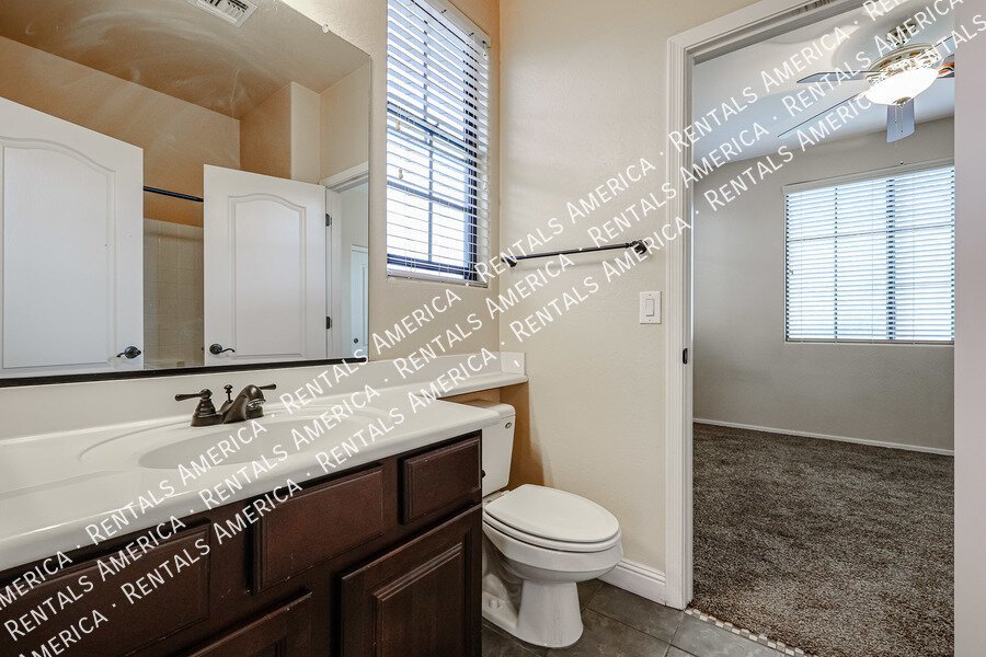 Make this beautiful North Phoenix home yours today! property image