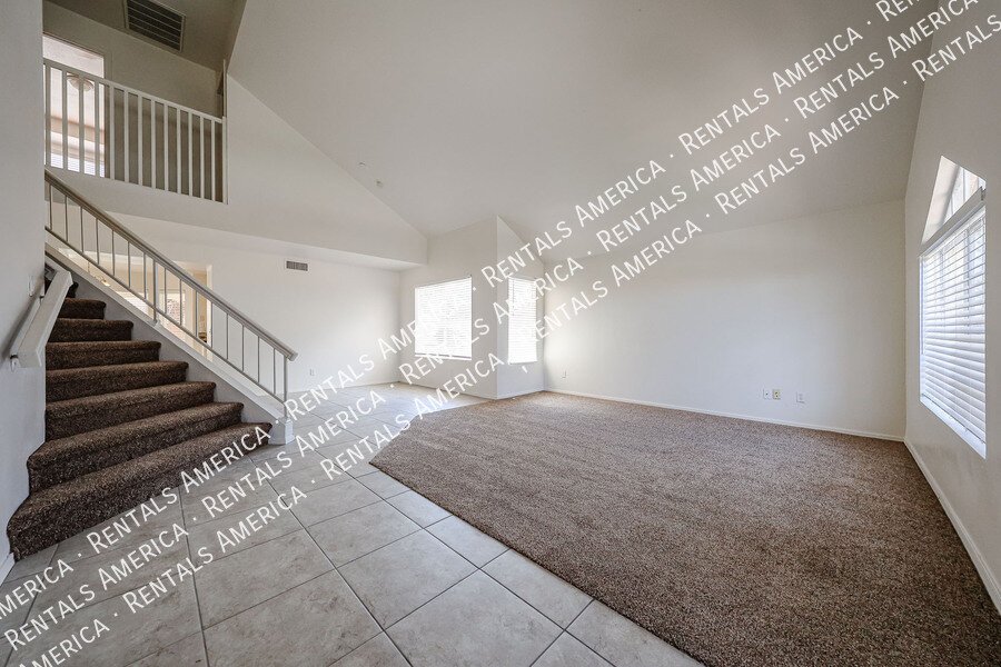 4-Bedroom, 2.5 Bath in Waters Edge at Ocotillo property image