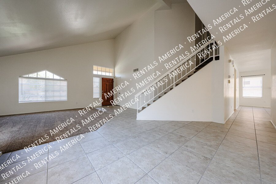4-Bedroom, 2.5 Bath in Waters Edge at Ocotillo property image