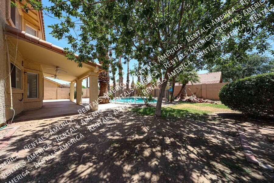 4-Bedroom, 2.5 Bath in Waters Edge at Ocotillo property image