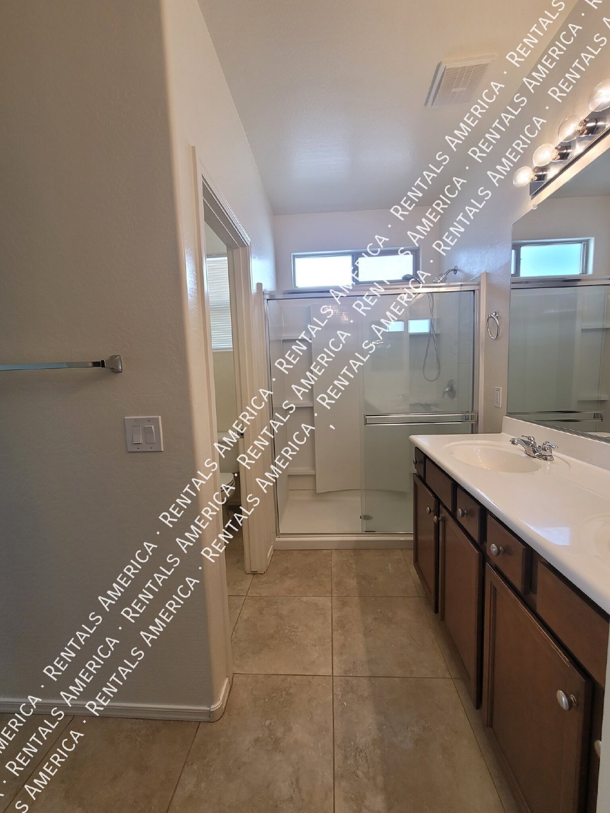 *2 weeks free with a signed 12 month lease* property image