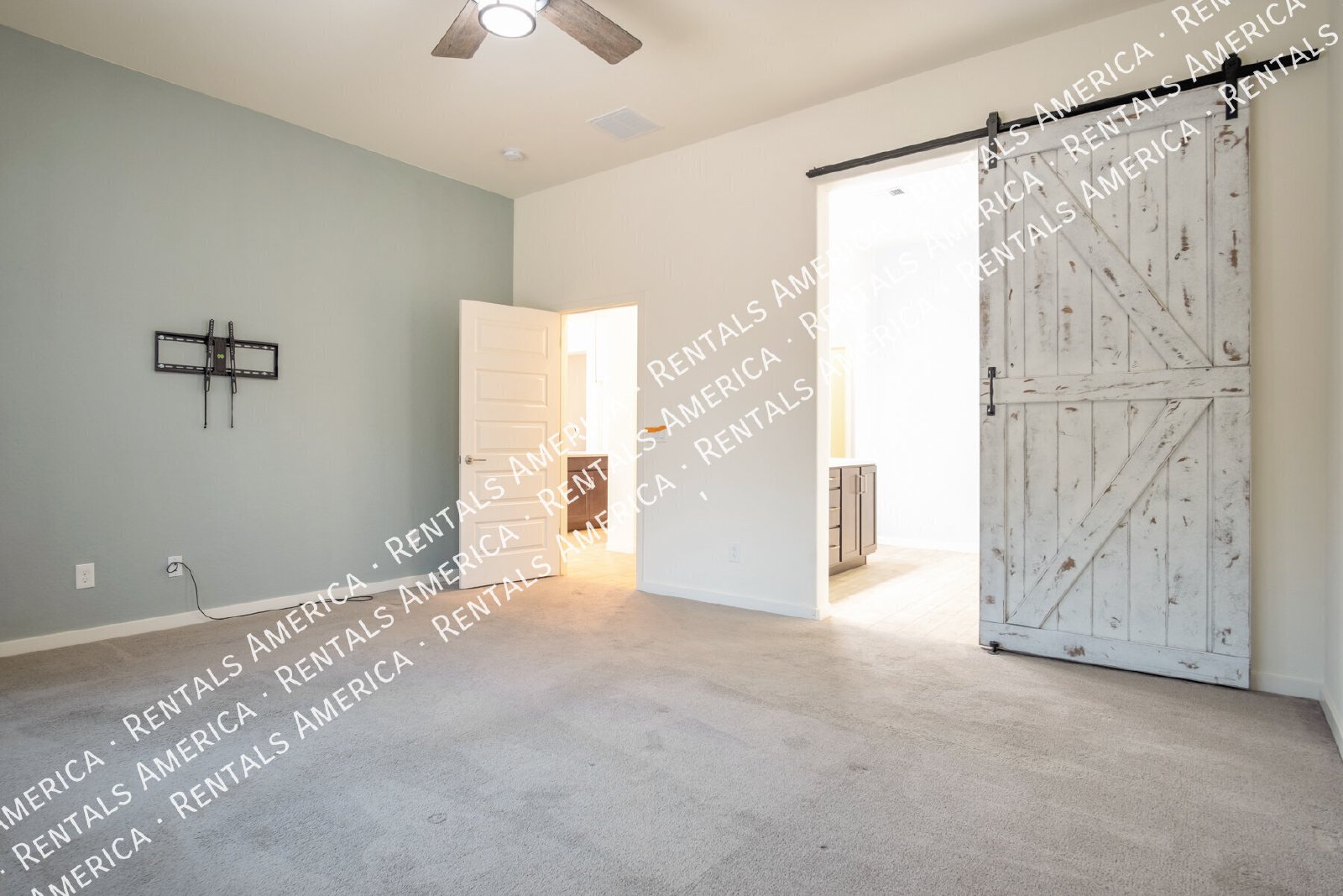 Amazing Home in Hastings Farms! property image