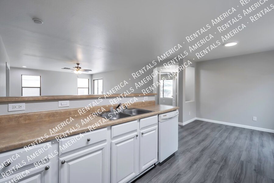 *Move in by November 1st and get Novembers rent Free!* property image