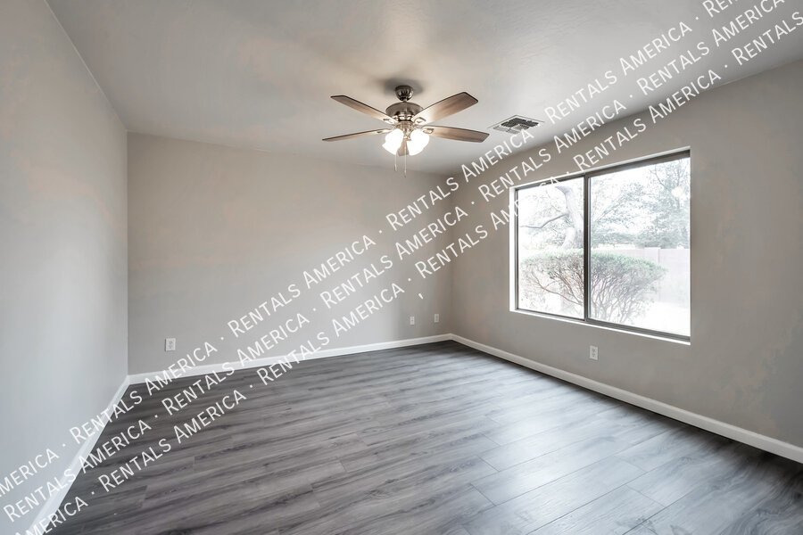 *Move in by November 1st and get Novembers rent Free!* property image