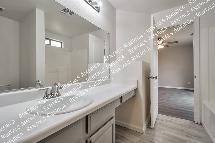 *Move in by November 1st and get Novembers rent Free!* property image