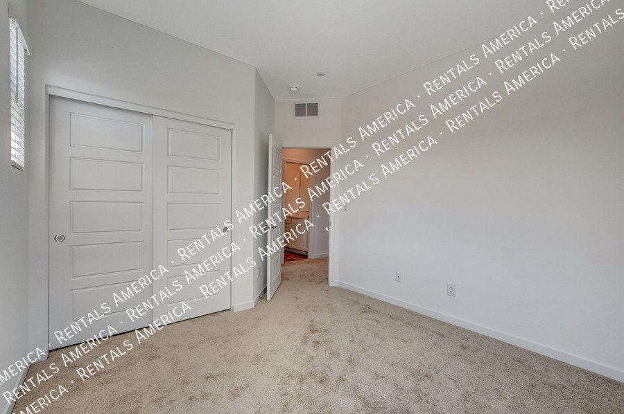 WELCOME HOME! Lake Las Vegas STUNNER! ! property image