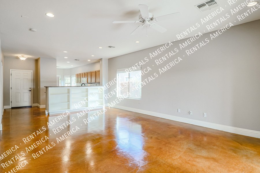 Incredibly Charming Home in Carefree Crossing property image