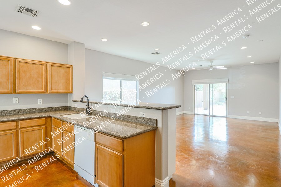 Incredibly Charming Home in Carefree Crossing property image