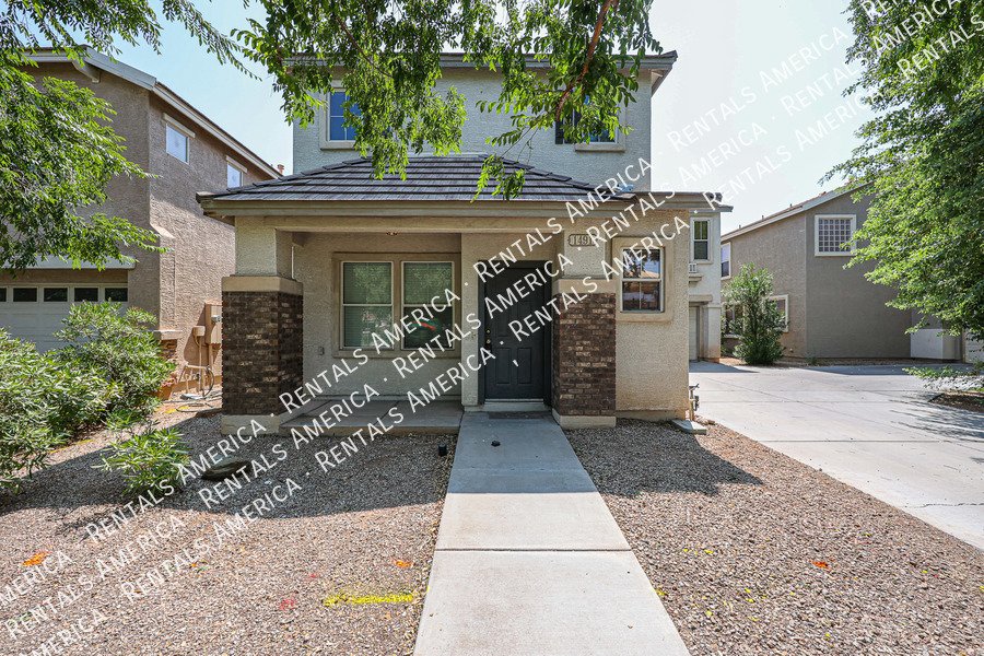Spacious Home in The Gardens! property image