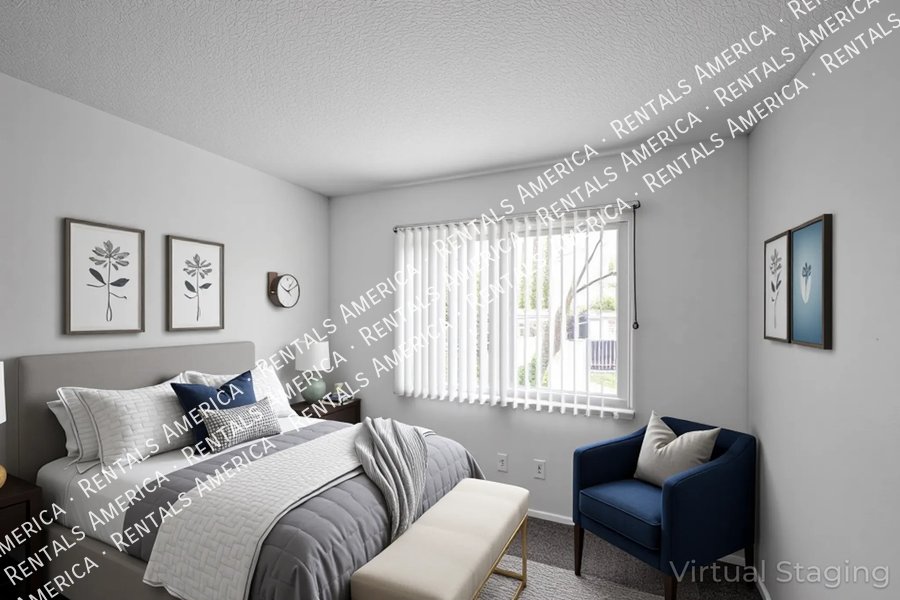 Nice corner 2 bd / 1 ba 2-level condo in the heart of Scottsdale!!! property image