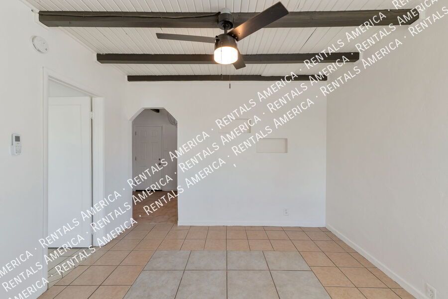 Charming 1 Bed / 1 Bath in Central Tucson property image