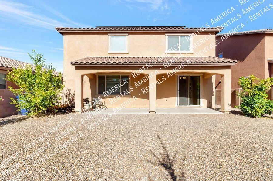 Stunning 4bdrm in great neighborhood! property image